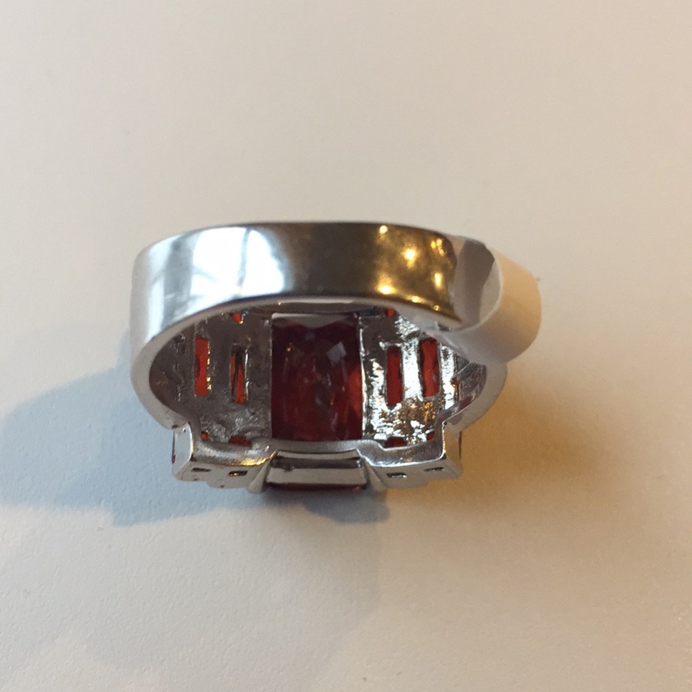 Stamped 925(sterling silver) 5 CARAT GARNET RING - Picture 6 of 7